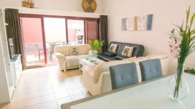 Chalet en venta en Calle Sabina, La Oliva de 355.000 €