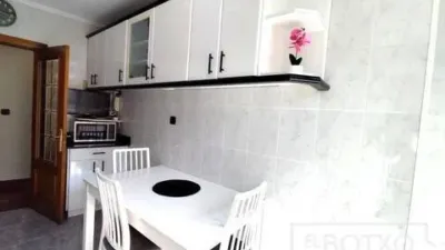 Apartment in Iralabarri photo 17