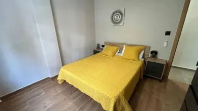 Apartment on Calle de Ramón Gallud photo 12