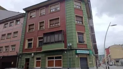 Apartment on Enrique Jardón Celaya Street photo 2