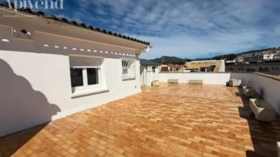 Apartment in Centre photo 10