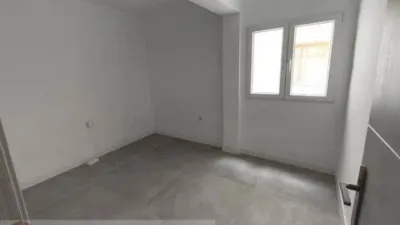 Flat on Calle de Espronceda photo 13