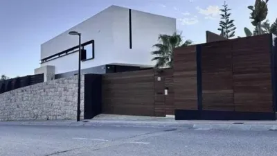 Chalet in Golf Bahía Urbanization photo 55