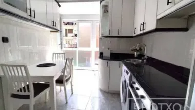 Apartment in Iralabarri photo 15
