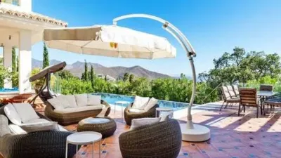 Chalet on Calle Cantabria photo 6