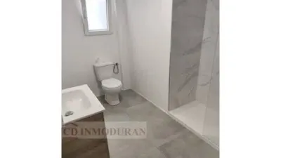 Flat on Calle de Espronceda photo 10