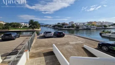 Apartment in Empuriabrava photo 33