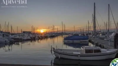 Apartment in Port Esportiu-Canyelles-Puig Rom photo 22