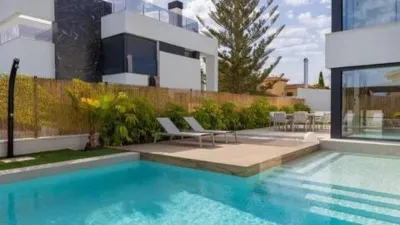 Casa – Torrevieja, Urbanización La Torreta - Vista 2