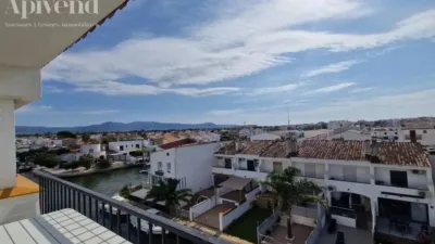 Apartment in Empuriabrava photo 4