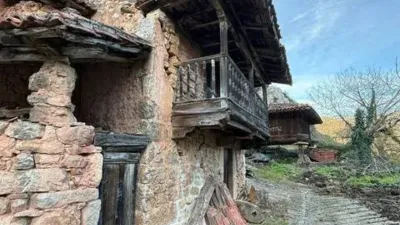 Rustic house in Bárzana de Quirós photo 10