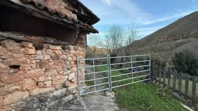 Rustic house in Bárzana de Quirós photo 22