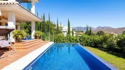 Chalet on Calle Cantabria photo 5