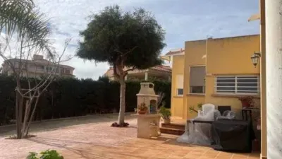 Chalet on Avenida de las Calas photo 5