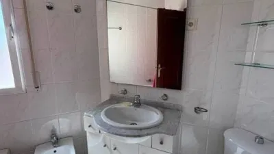 Top-floor apartment on Núñez de Arce Street photo 8