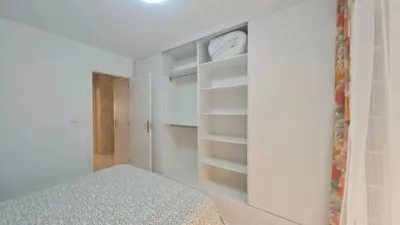 Apartment on Carrer Portalet photo 30