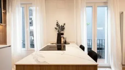 Apartment in Barrio de Salamanca photo 3