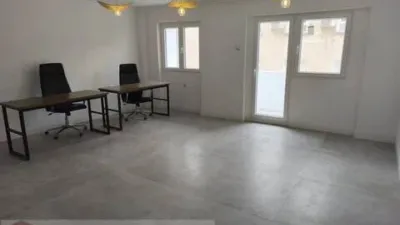 Flat on Calle de Espronceda photo 8