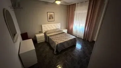 Piso en alquiler en Vereda-Santa Teresa-Pedro Lamata-San Pedro Mortero, Vereda-Santa Teresa-Pedro Lamata-San Pedro Mortero (Albacete Capital) de 1.100 €<span>/mes</span>