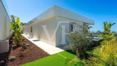 Chalet on Calle Josefina de La Torre, 4 photo 9