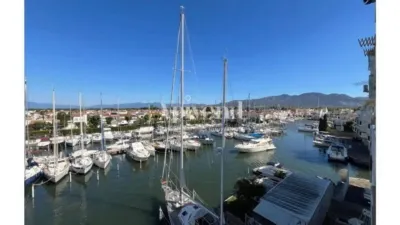 Apartment in Empuriabrava photo 3