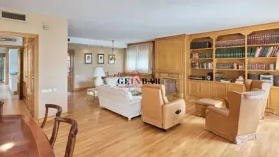 Chalet in Esplugues de Llobregat photo 9
