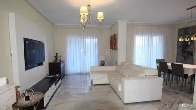 House in the Centre photo 8