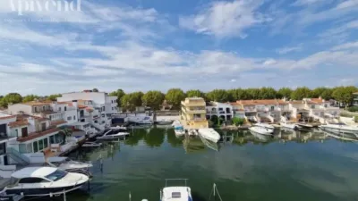 Apartment in Empuriabrava photo 5