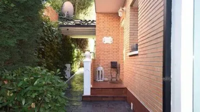 House in the Centre photo 36