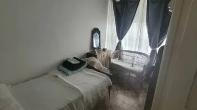 Apartment on Calle Alonso Lopez No Number photo 10