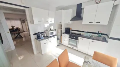 Apartment on Carrer Portalet photo 11