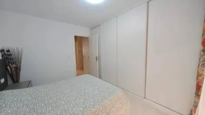 Apartment on Carrer Portalet photo 29