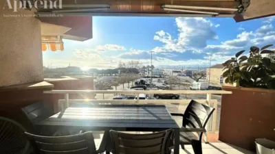 Apartment in Port Esportiu-Canyelles-Puig Rom photo 2