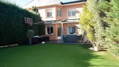 House in the Centre photo 37