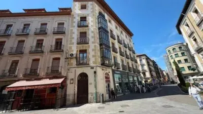 Top-floor apartment on Núñez de Arce Street photo 13
