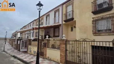 Chalet in Villanueva de La Reina photo 3