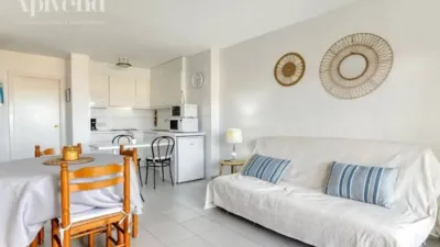 Apartment in Port Esportiu-Canyelles-Puig Rom photo 8