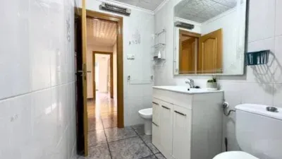 Apartment on Calle de León Sánchez Sáez photo 22