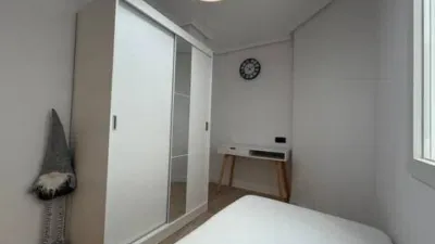 Flat on Arquitecto Larramendi Street photo 11