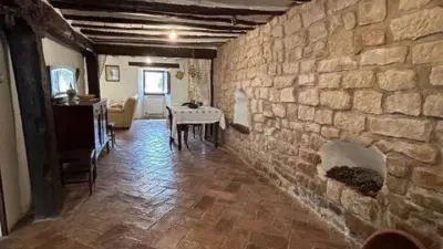 Rustic house in Aguilar de Codés photo 5