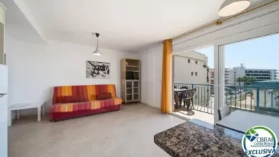 Apartment on Carrer de la Roca Llarga photo 6