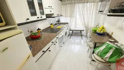 Apartment in El Alisal-Cazoña photo 4