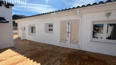 Apartment in Centre photo 6