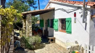 Chalet on Carrer de Tordera photo 18