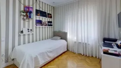 House in the Centre photo 23