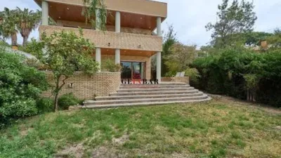 Chalet in Esplugues de Llobregat photo 48