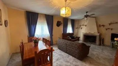 Chalet en Perales del Puerto photo 19