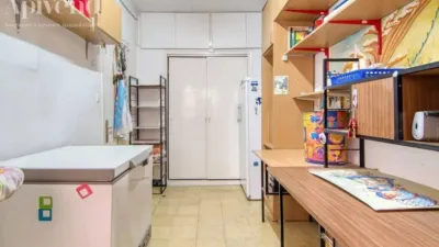 Apartment in Centre photo 8
