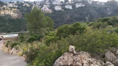 Terreno en venta en Les Deveses-Monte Pego - Más