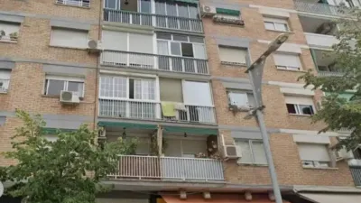 Apartment in Cornellà de Llobregat photo 2